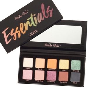 Violet Voss Essentials 10 pan eyeshadow palette